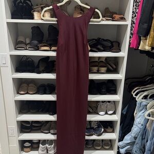 Elegant Burgundy Sleeveless Dress
